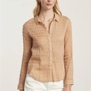 Everlane Button Down Smocked Shirt in Tan - M